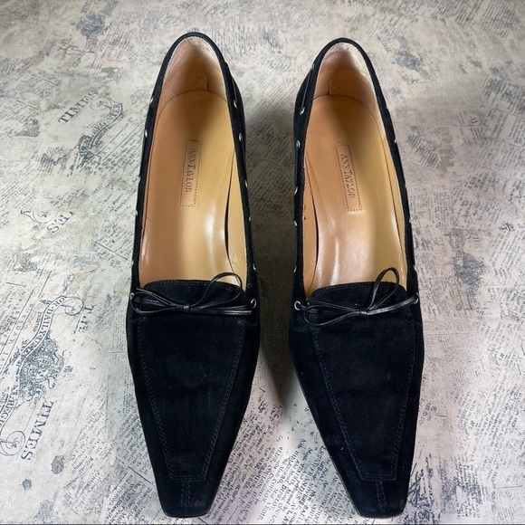 Ann Taylor Suede pointy shoes - Picture 5 of 14